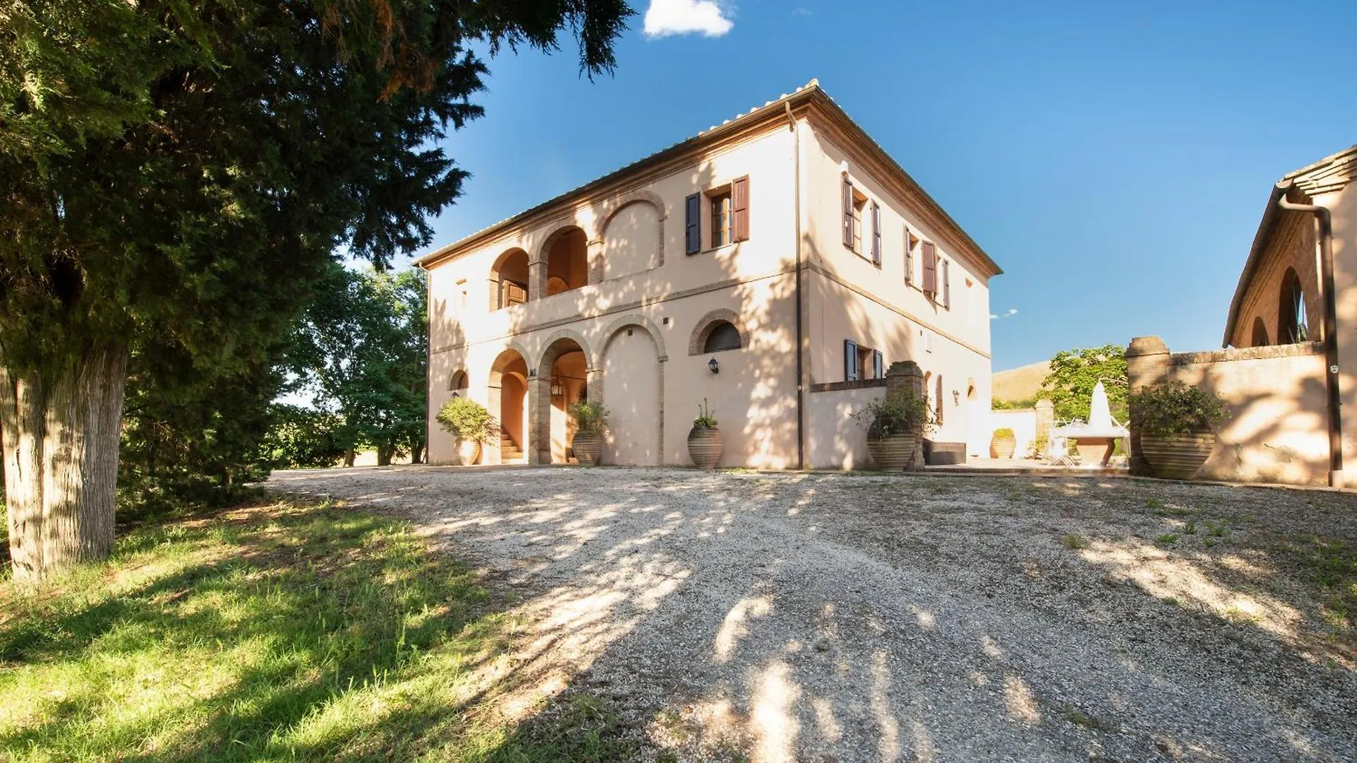 Villa Il Giardinello Torrenieri  Montalcino